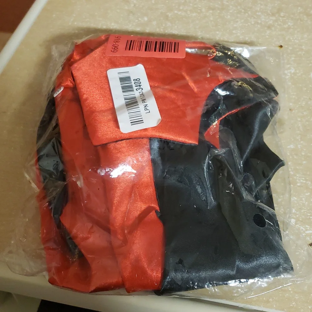 CooShou Dog Vampire Cape In Black And Red Size M